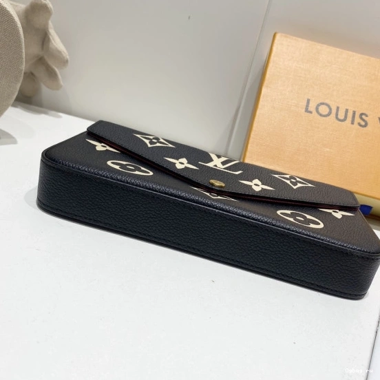 POCHETTE LOUIS VUITTON FÉLICIE 0720